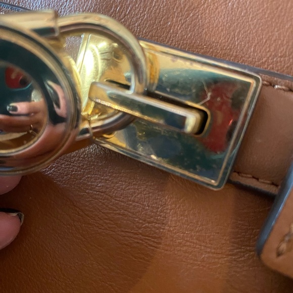 MICHAEL KORS Women's HAMILTON Small Travel Messenger, Crossbody BAG Suntan - Picture 13 of 13